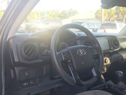 Used 2022 Toyota Tacoma SR w/ SX Package image 19
