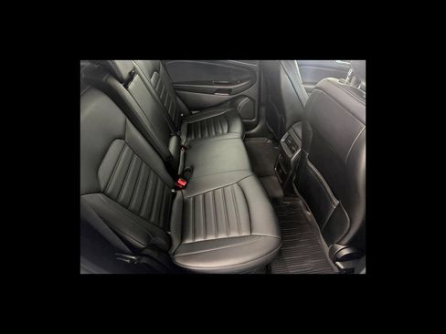 Used 2019 Ford Edge SEL w/ Equipment Group 201A AWD/4WD image 19