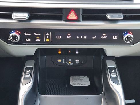 New 2026 Kia Sorento S FWD image 14