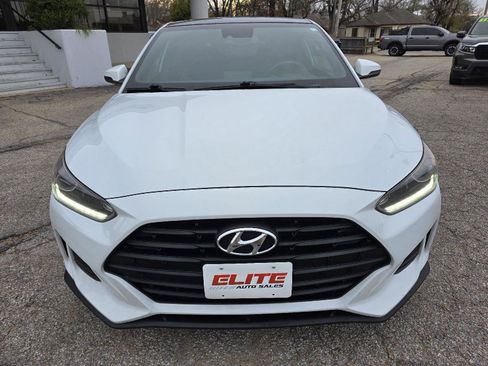 Used 2020 Hyundai Veloster 2.0 Premium image 2