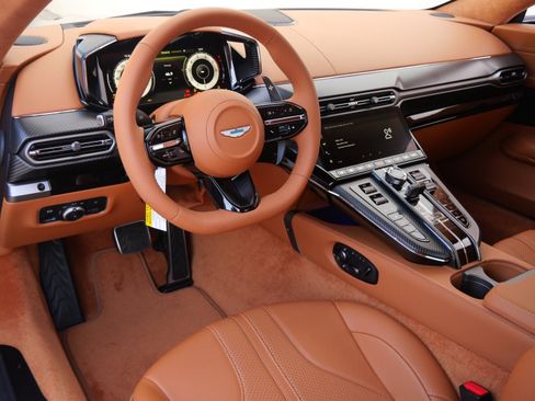 New 2026 Aston Martin V8 Vantage Coupe image 3