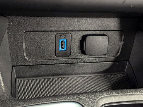 Used 2019 Ford Escape SEL image 27