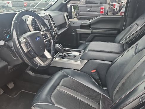 Used 2019 Ford F150 Platinum image 14