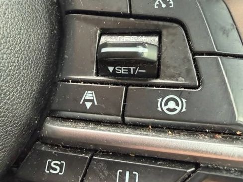Used 2023 Subaru Forester Premium AWD/4WD image 27
