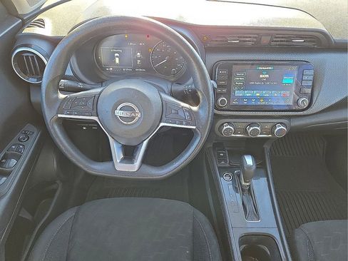 Used 2024 Nissan Kicks SV image 19