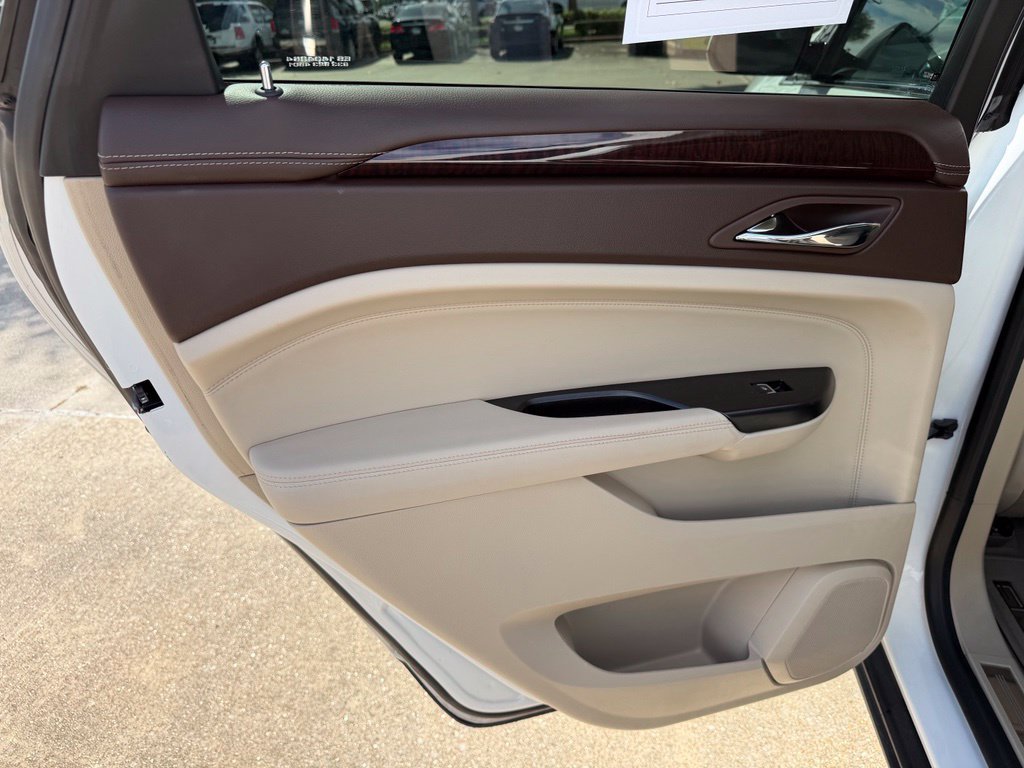 Used 2016 Cadillac SRX Performance w/ Driver Awareness Package FWD image 15