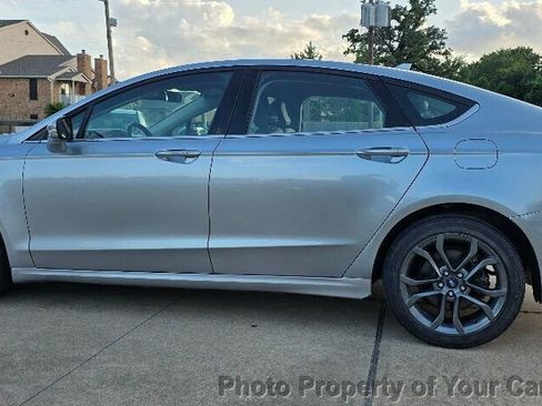 Used 2020 Ford Fusion SEL FWD image 21