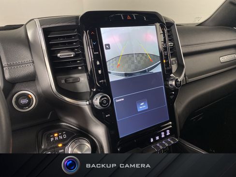 Used 2024 RAM 1500 Laramie AWD/4WD image 6