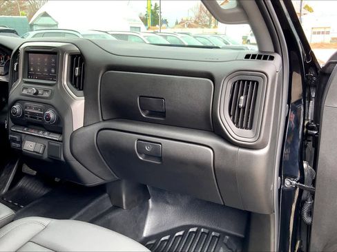 Used 2025 Chevrolet Silverado 3500 W/T w/ Z71 Off-Road Package AWD/4WD image 19