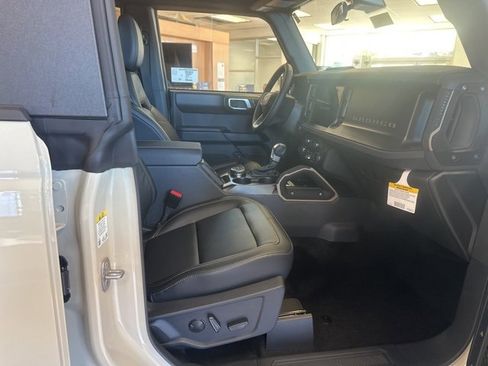 New 2025 Ford Bronco Badlands w/ Sasquatch Package image 26