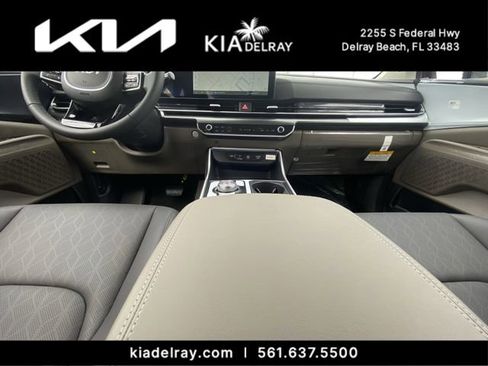 New 2026 Kia Carnival LXS FWD image 10