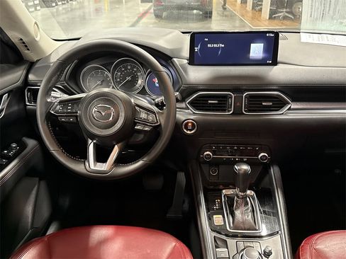 Certified 2023 MAZDA CX-5 Carbon Edition image 9