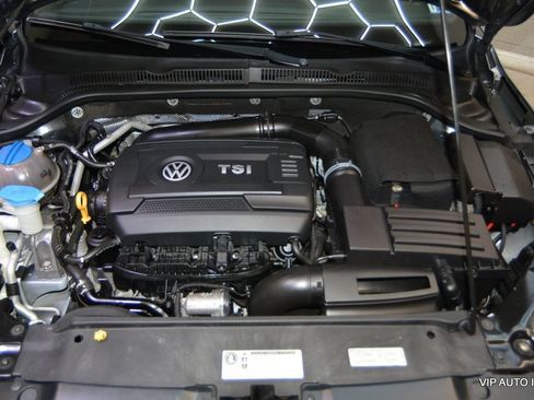 Used 2015 Volkswagen Jetta SE FWD image 34