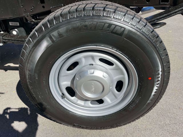 New 2027 Ford F250 XL AWD/4WD image 11