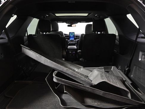 Used 2023 Ford Explorer ST w/ Equipment Group 401A image 19