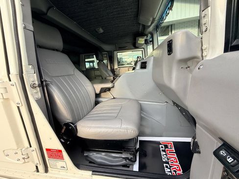 Used 1995 HUMMER H1 4-Door Wagon image 33