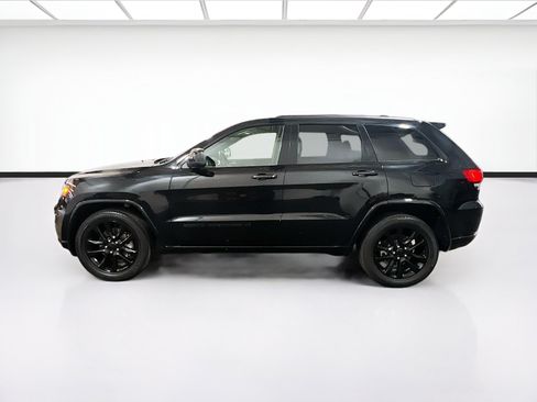 Used 2022 Jeep Grand Cherokee Laredo X RWD image 24
