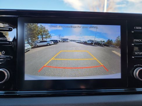 Used 2023 Kia K5 LXS image 29