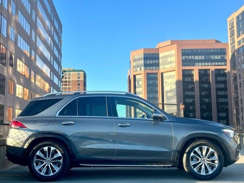 Certified 2022 Mercedes-Benz GLE 350 4MATIC image 5