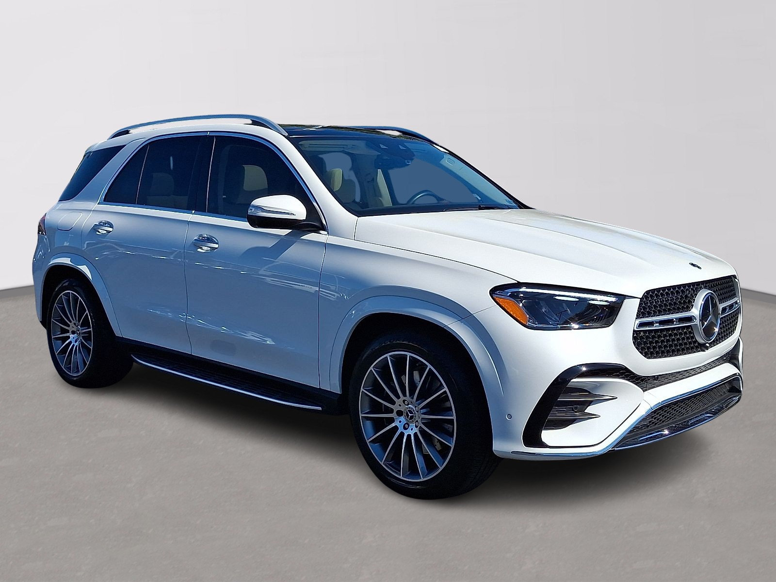 Certified 2026 Mercedes-Benz GLE 450 4MATIC image 3