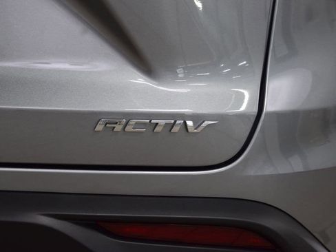 New 2026 Chevrolet Trax ACTIV w/ Sunroof Package FWD image 21