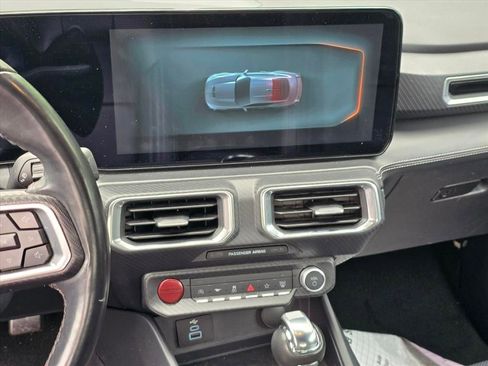 Used 2025 Ford Mustang Premium RWD image 5