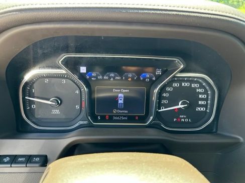 Used 2023 GMC Sierra 3500 Denali w/ Denali Black Diamond Edition AWD/4WD image 33