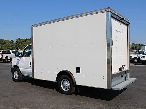 Used 2023 Ford E-350 and Econoline 350 Super Duty w/ Driver's Safety Package image 4