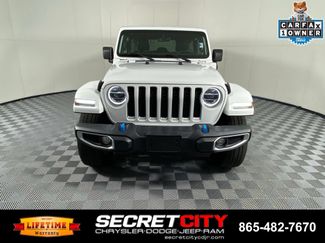 Used 2022 Jeep Wrangler Unlimited Sahara AWD/4WD video 2