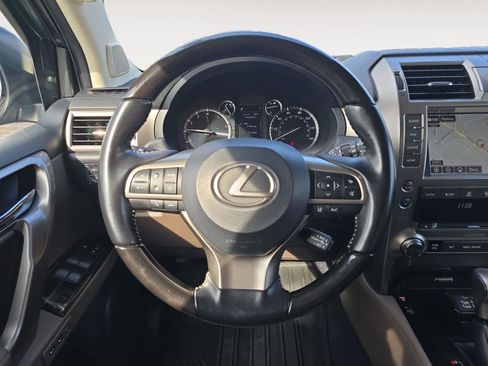 Used 2021 Lexus GX 460 Premium image 11