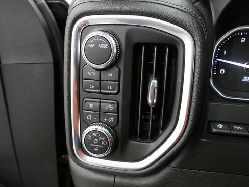 Used 2021 GMC Sierra 2500 Denali w/ Denali Ultimate Package AWD/4WD image 27