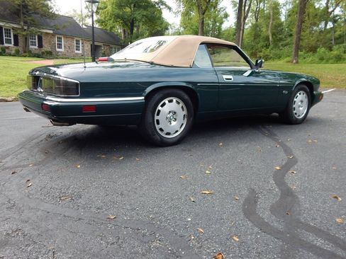 Used 1996 Jaguar XJS 4.0 Convertible RWD image 8