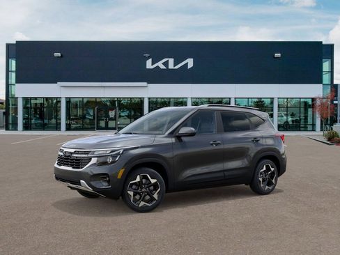 New 2026 Kia Seltos S image 3