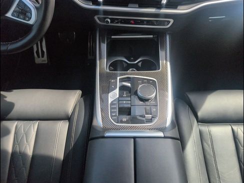 Used 2024 BMW X7 M60i w/ M Sport Professional Package image 23