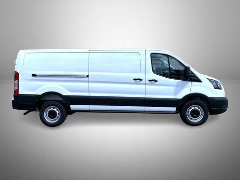 New 2026 Ford Transit 250 Low Roof RWD image 4