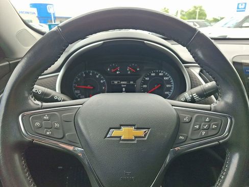 Used 2020 Chevrolet Malibu RS FWD image 19