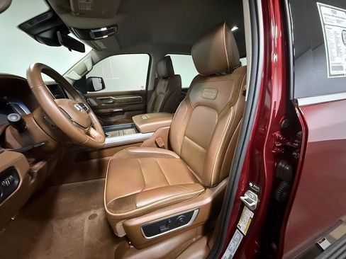 Used 2023 RAM 1500 Limited image 12