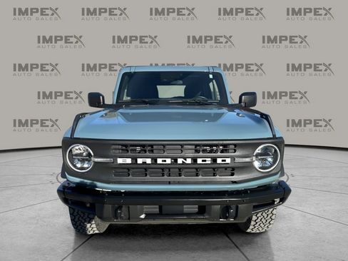 Used 2022 Ford Bronco Black Diamond image 8
