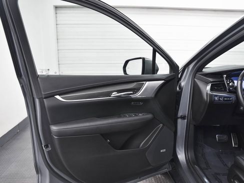 Used 2021 Cadillac XT5 Sportv image 9