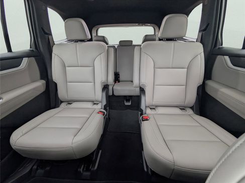 New 2026 GMC Acadia Elevation w/ Elevation Premium Package image 30