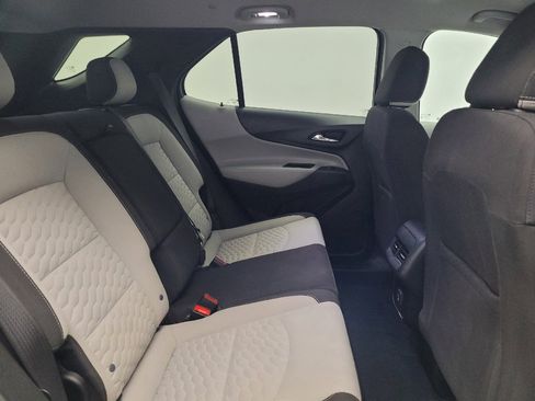 Used 2021 Chevrolet Equinox LS w/ LS Convenience Package FWD image 19