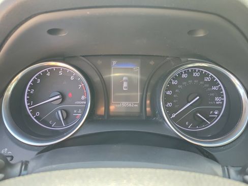 Used 2020 Toyota Camry SE FWD image 21