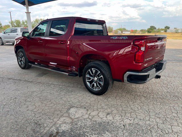 Used 2023 Chevrolet Silverado 1500 LT AWD/4WD image 7