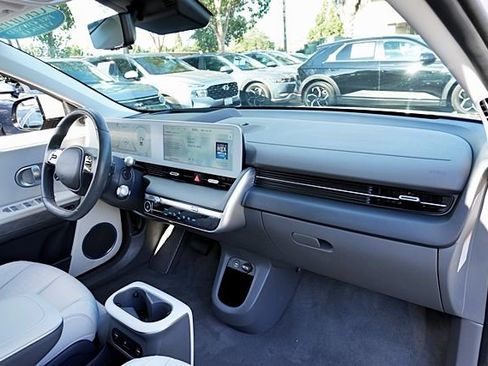 Certified 2024 Hyundai Ioniq 5 Limited RWD image 10