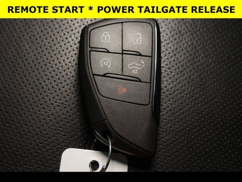 Used 2023 GMC Sierra 1500 SLT w/ SLT Convenience Package image 12