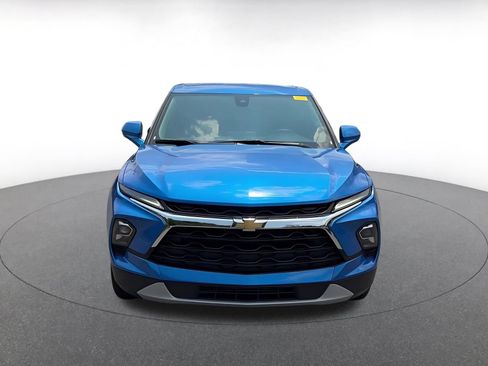 Used 2026 Chevrolet Blazer LT FWD image 3