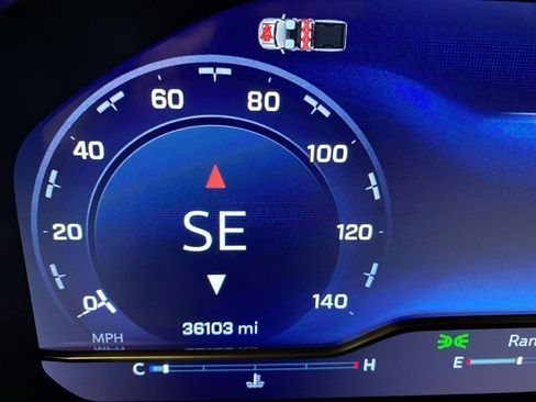 Used 2025 Chevrolet Silverado 1500 LT image 21