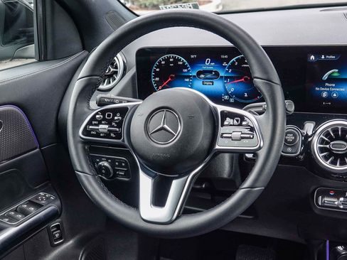 Certified 2023 Mercedes-Benz GLA 250 image 16