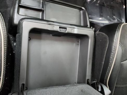 Used 2024 RAM 2500 Laramie AWD/4WD image 24