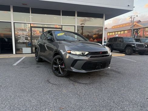 Used 2024 Dodge Hornet R/T image 2